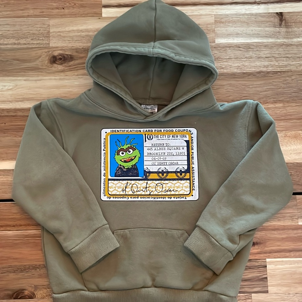 Ol’ dirty Oscar 4T hoodie (Little giants)